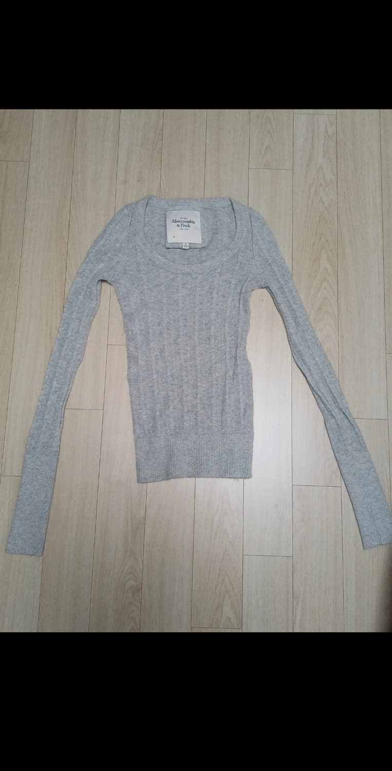 아베크롬비 딱붙 여성 그레이 니트 44사이즈 y2k 상품이미지1