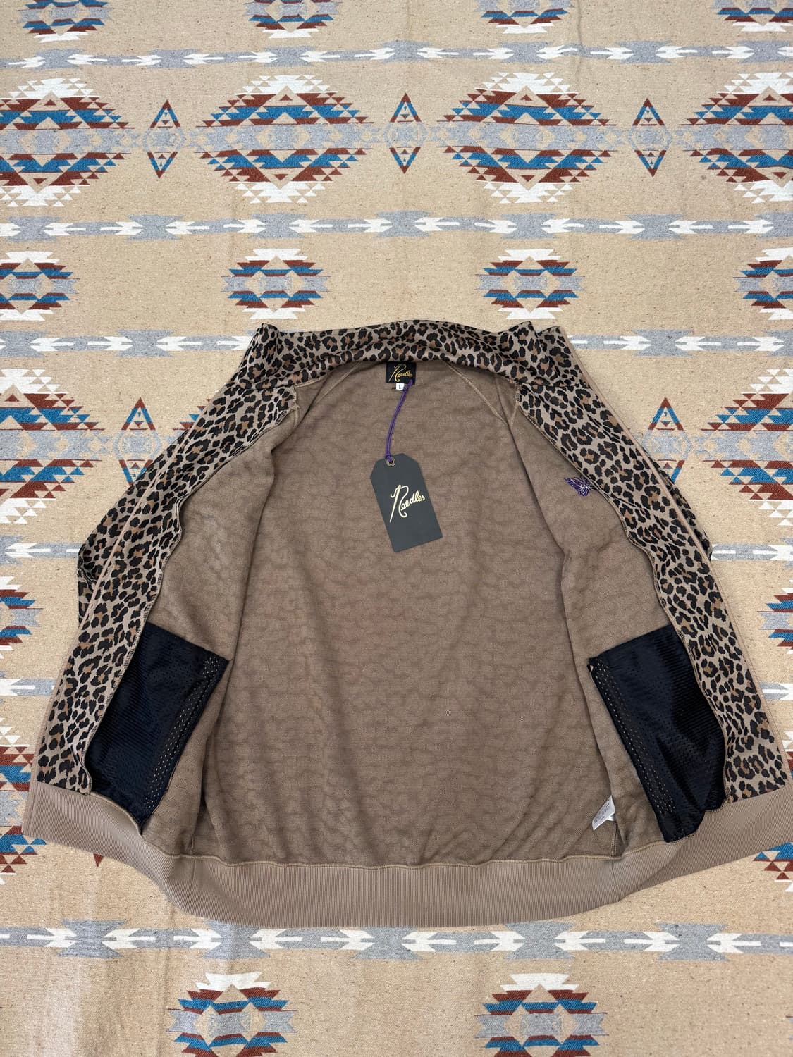 [L] 니들스 자카드 레오파드 트랙 자켓  상품이미지5