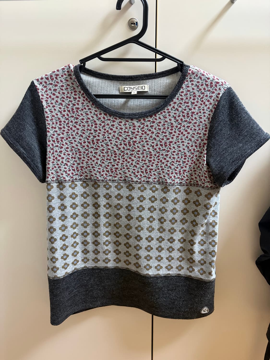 코이세이오 FLOWER PATCHWORK T-SHIRT GREY 상품이미지2