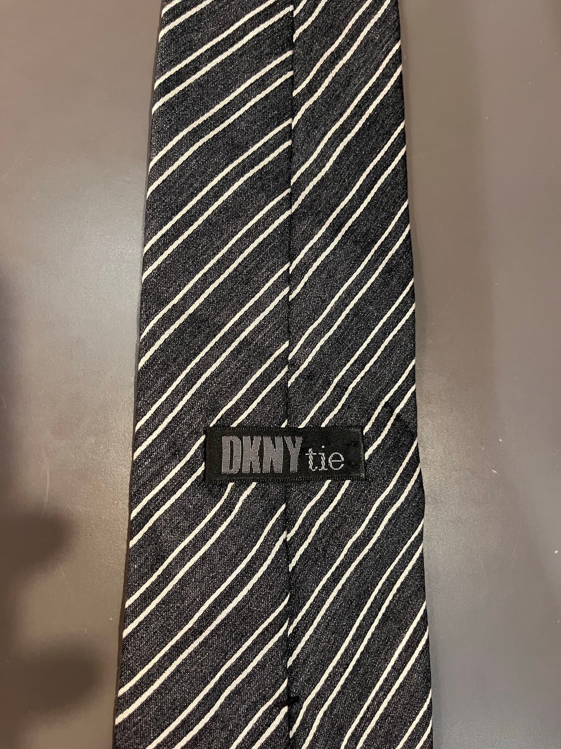 DKNY 스트라이프 울 블렌드 넥타이 (미국제) 상품이미지3
