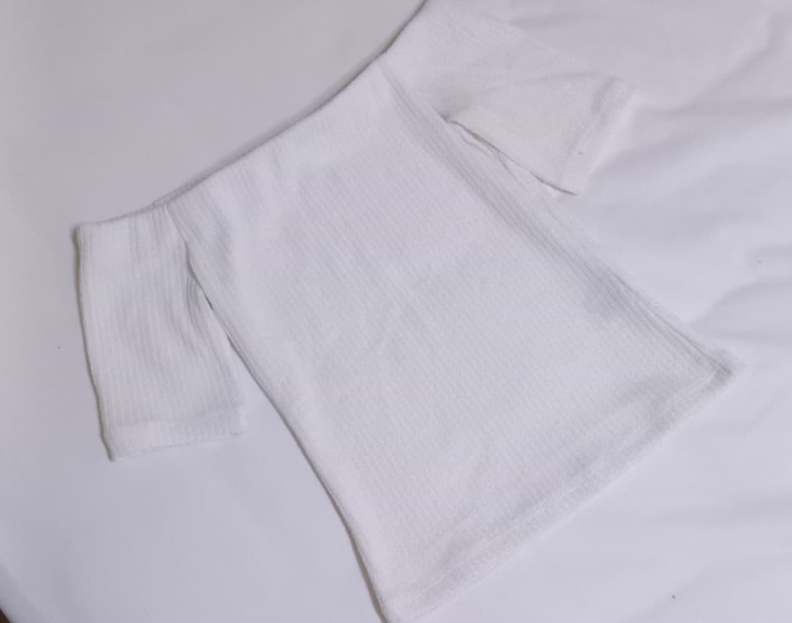 h&m 오프숄더 상품이미지1