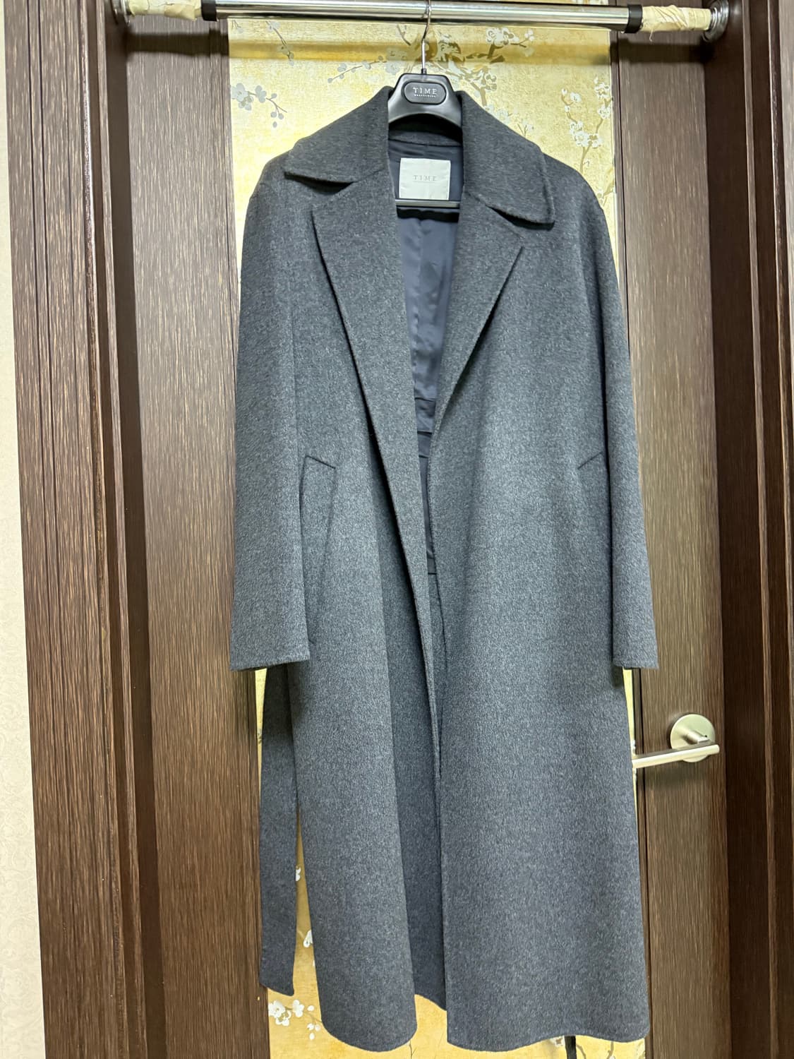 타임 옴므 20주년 로브코트 95사이즈 판매합니다. 상품이미지2