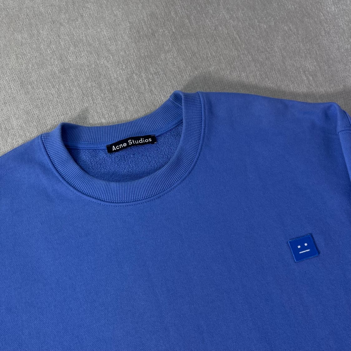 100 아크네스튜디오 페이스로고 맨투맨 상품이미지2