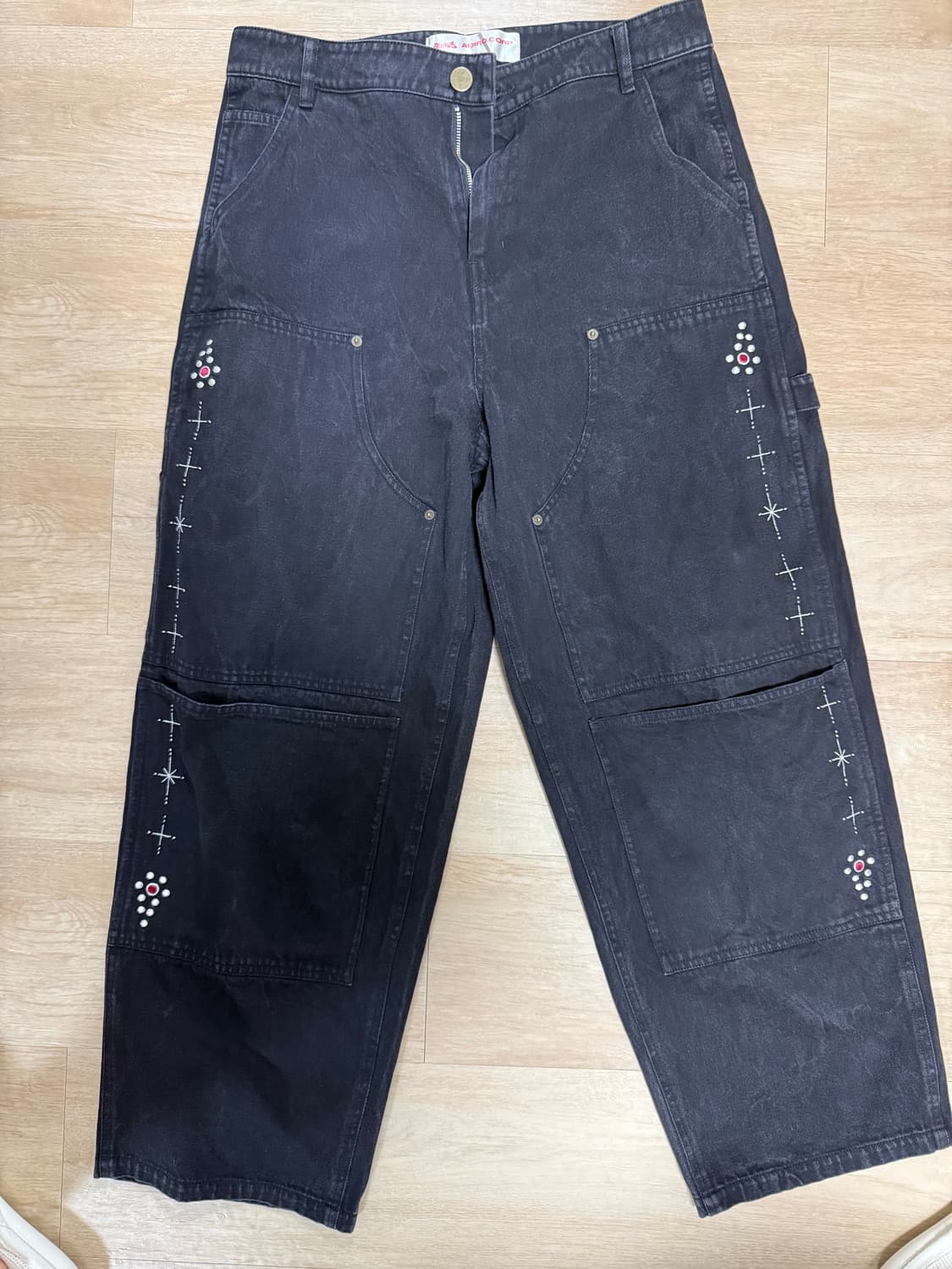 [1] 아오이로 페이크 스터드 더블니 데님 팬츠 상품이미지1