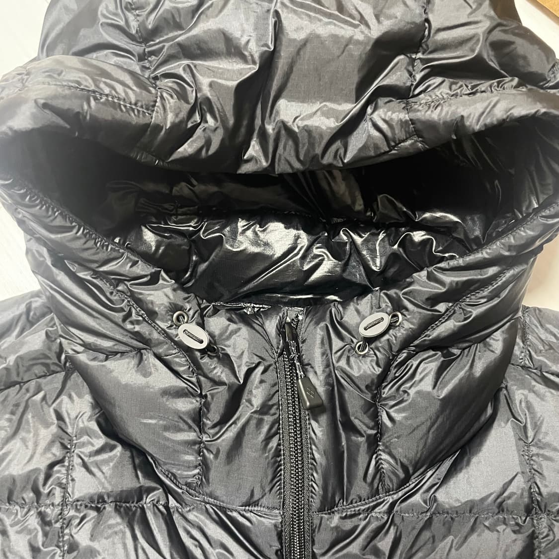 몽벨 슈페리어 다운 파카 새상품 블랙 경량패딩 상품이미지6