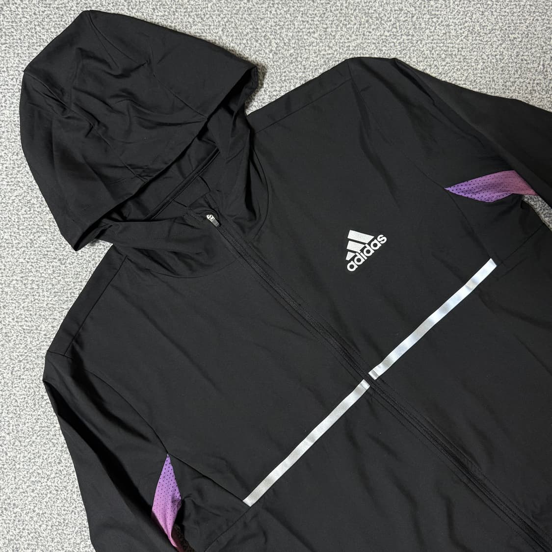 아디다스 러닝용 바람막이 상품이미지3