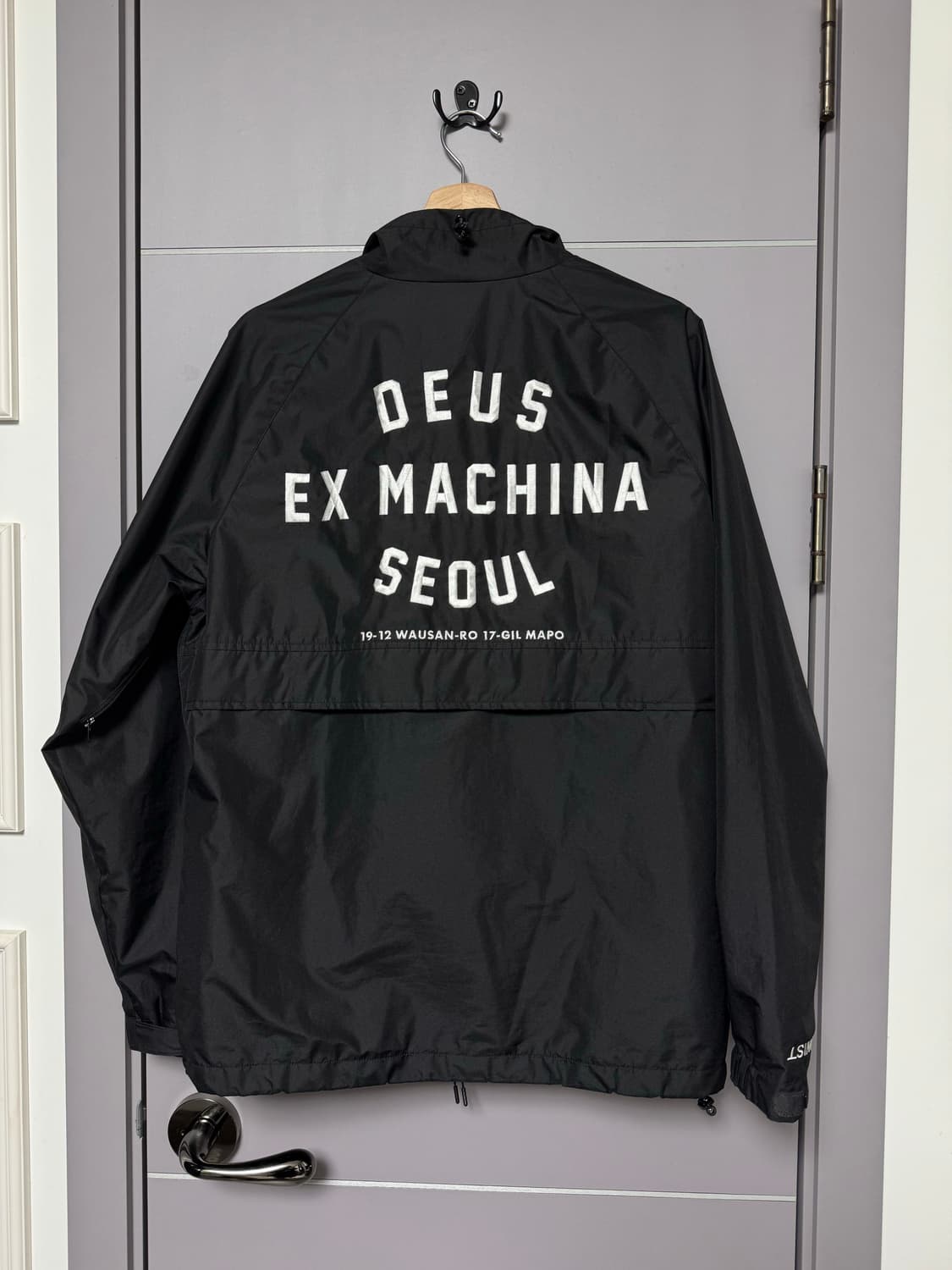 데우스 엑스 마키나 노홍철 바람막이 m 100 사이즈 상품이미지1