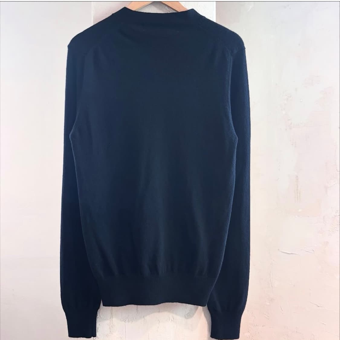 꼼데가르송 화이트 와펜 블랙 가디건 상품이미지3