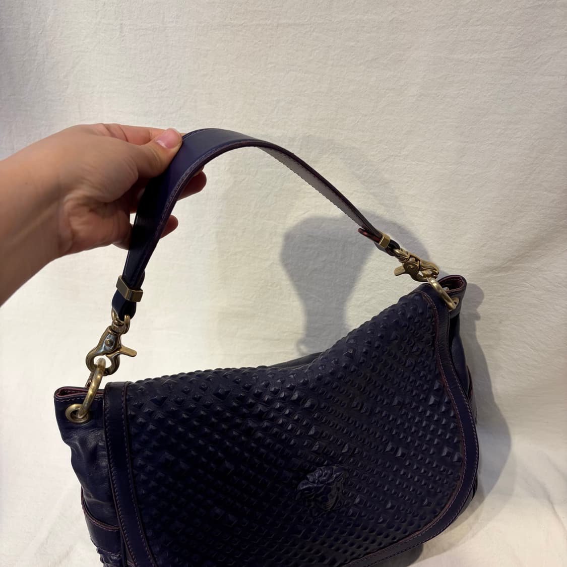 베르사체 메두사 엠보싱 숄더백 가방 상품이미지7