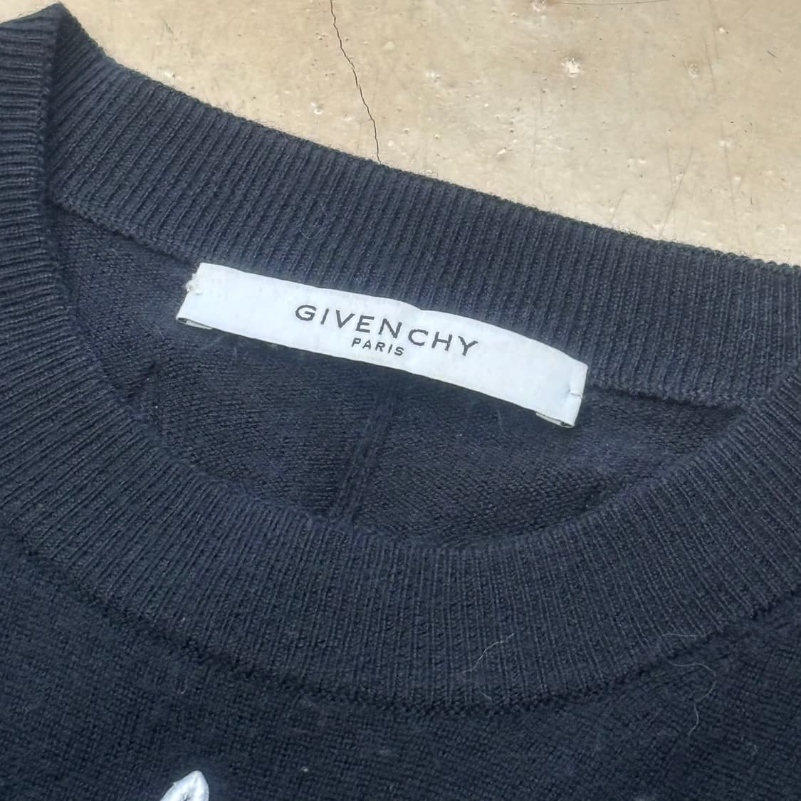 Givenchy 블랙 스타 자수 블랙 울 니트 상품이미지3