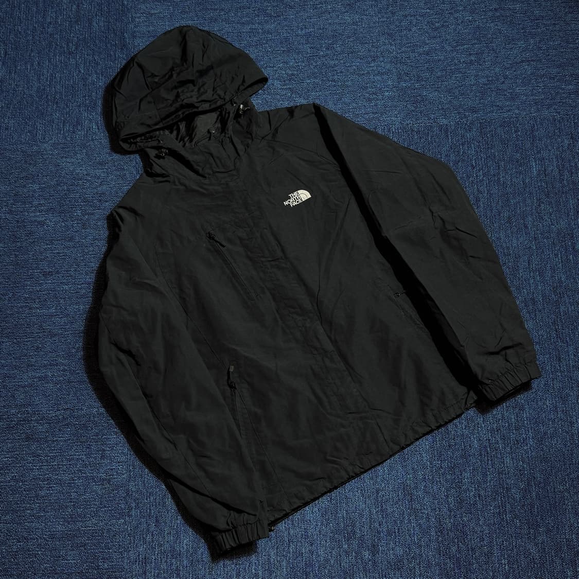 노스페이스 블랙 후드 바람막이  상품이미지1