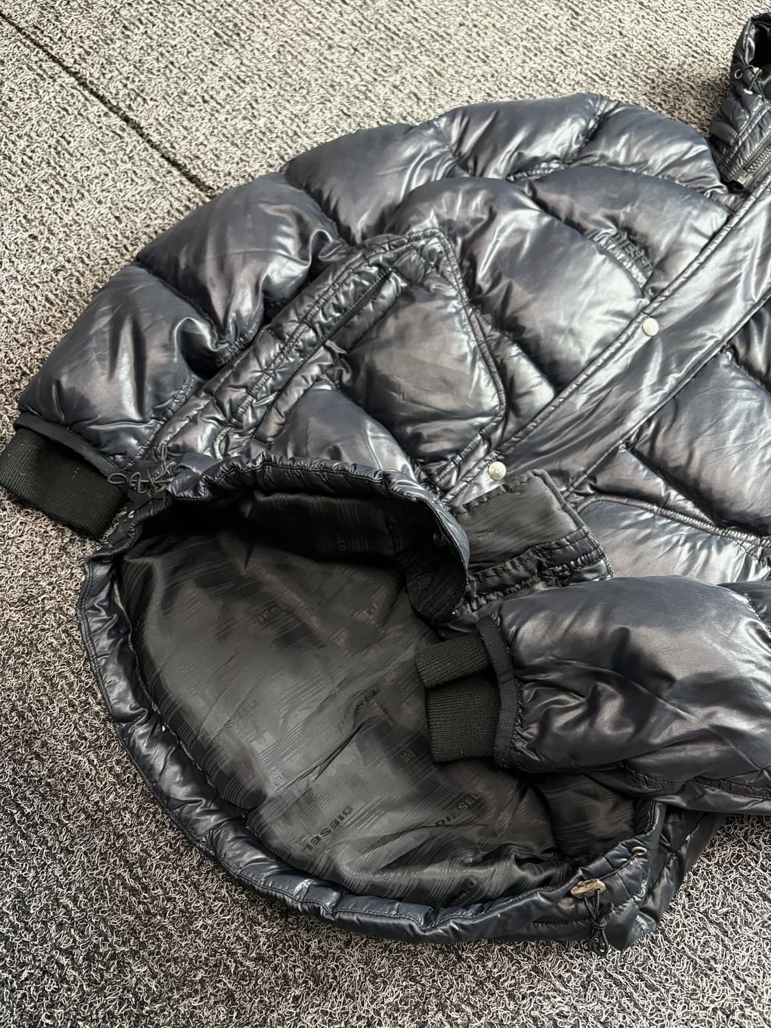 00s 디젤 아카이브 글로시 푸퍼 덕다운 점퍼 2619 상품이미지3