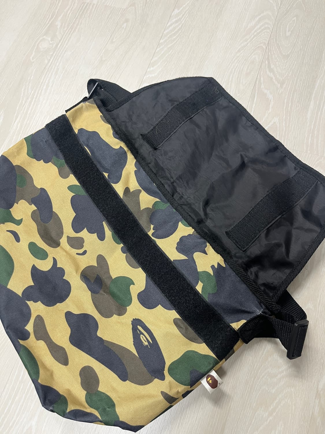 베이프 BAPE 카모 숄더백 상품이미지3