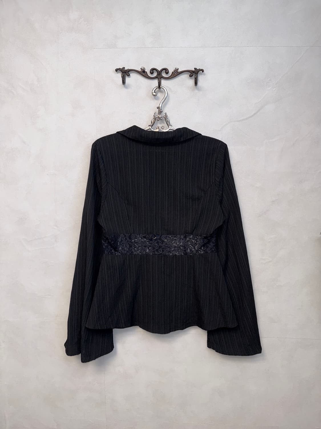 Black stripe eyelet laceup lace blouse 상품이미지3