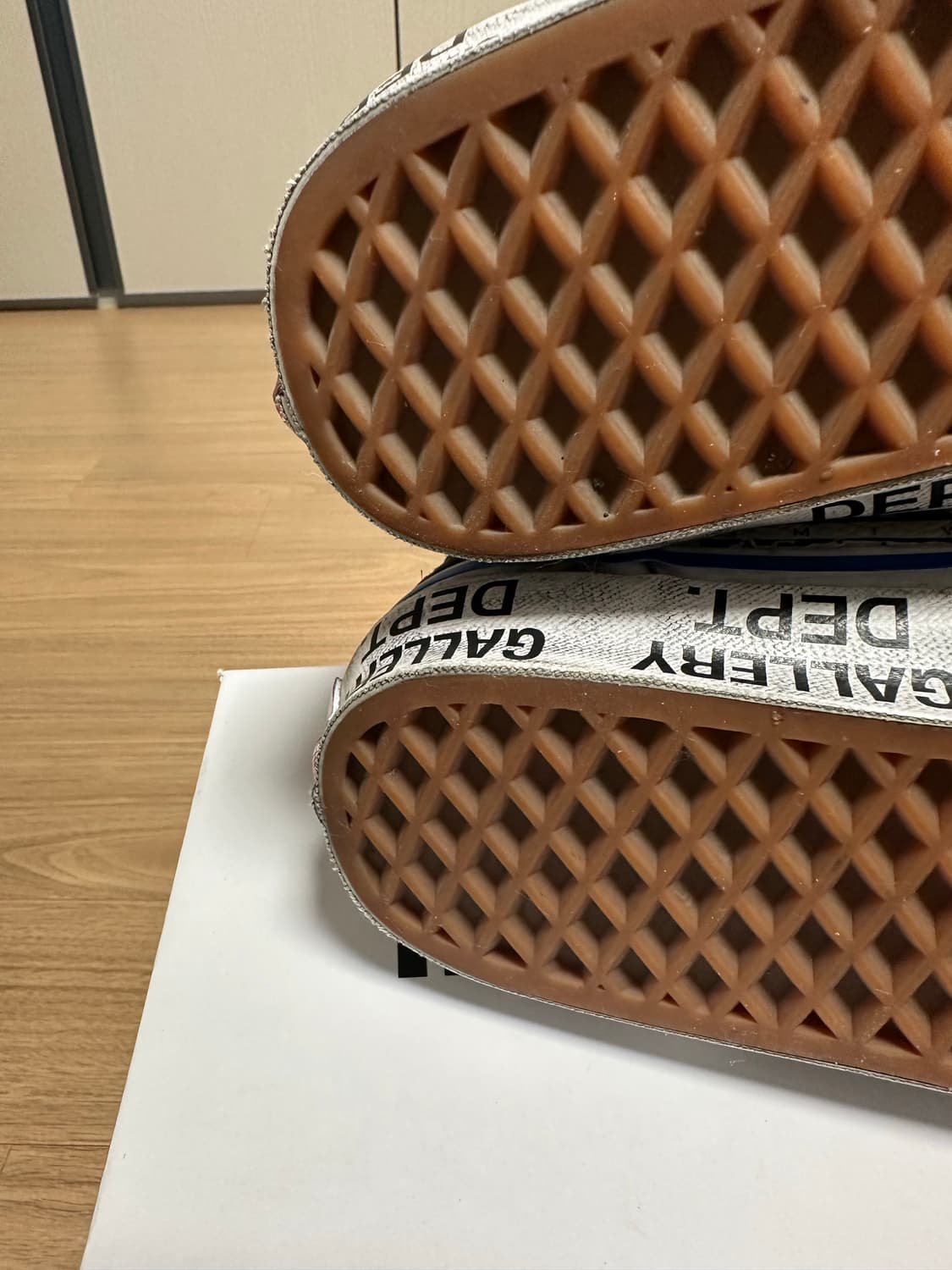 280 반스 볼트 OG 올드스쿨 LX 갤러리 디파트먼트 상품이미지10