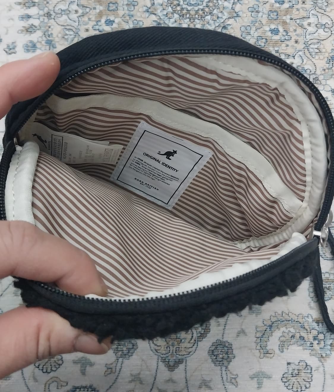 캉골 블랙 뽀글이 파우치백 상품이미지3