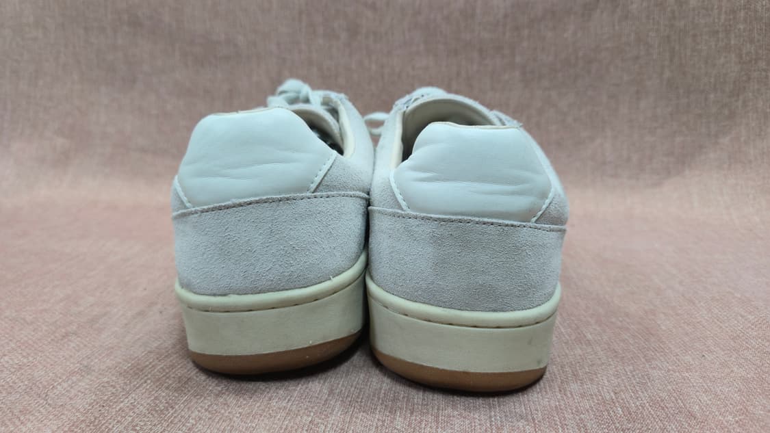 망고 285mm- 화이트 색상 스웨이드  스니커즈 상품이미지5