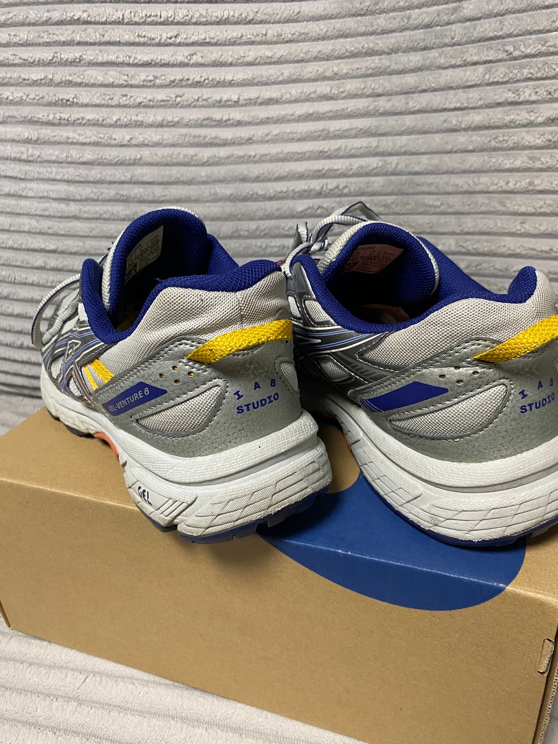 아식스x아이앱스튜디오 젤 벤처 270 상품이미지2