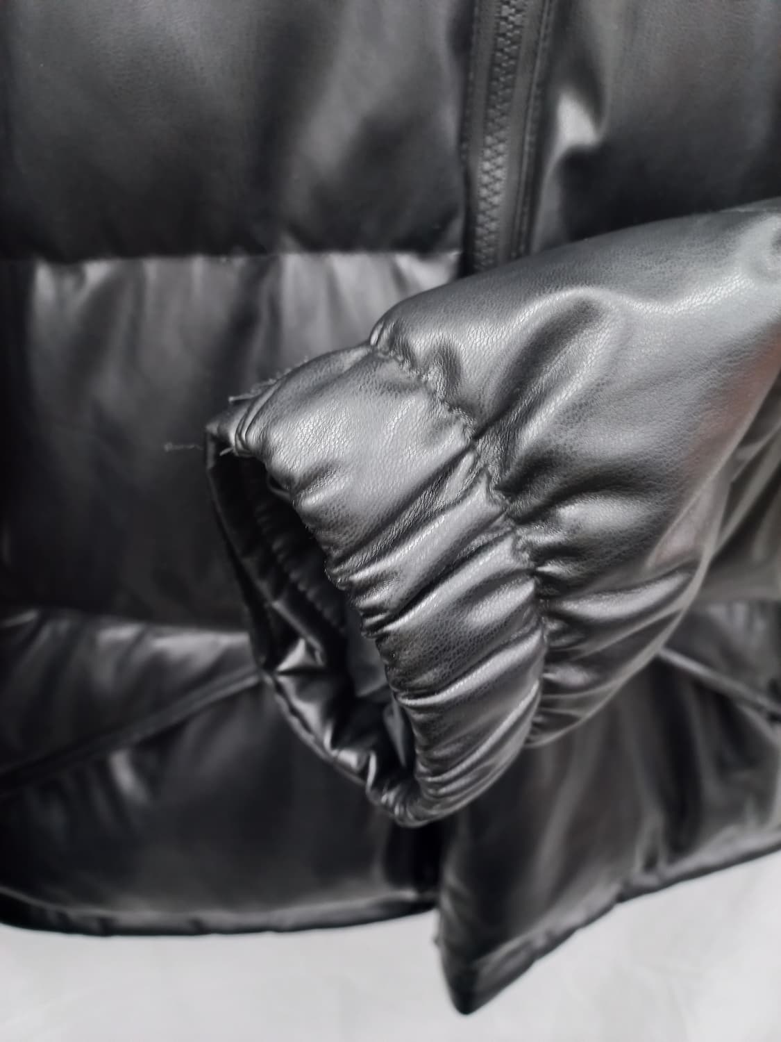 MAJO 블랙 레더 패딩 (남105) 상품이미지6