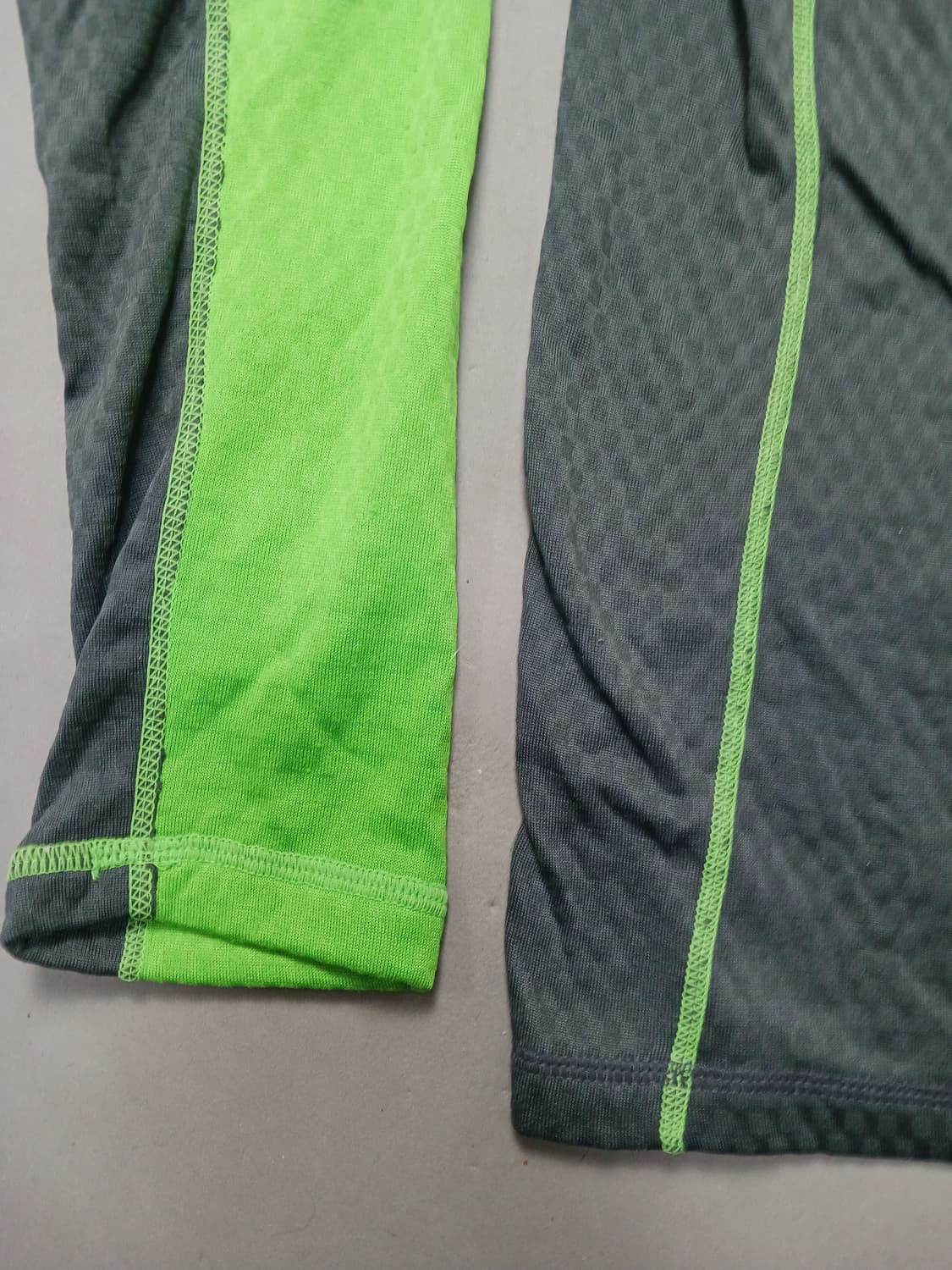 새상품 [L] 마무트 아타카조 폴라텍 집업 티셔츠 기능성 상품이미지4