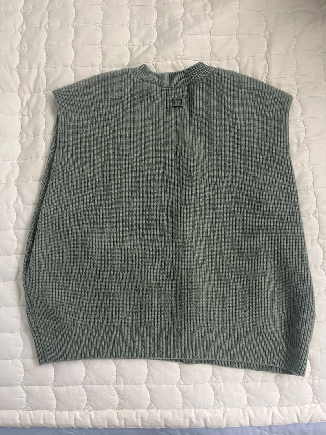 우영미 22fw 니트 베스트 48사이즈 상품이미지3