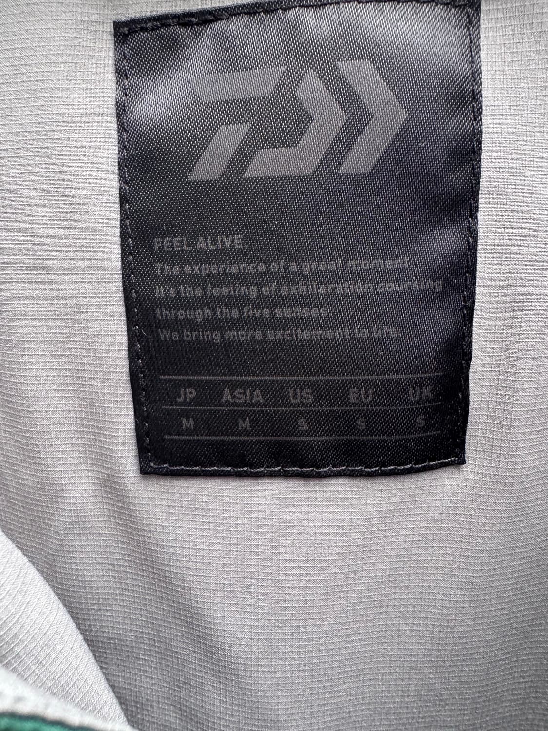 Daiwa pier39 테크 백패커 패딩 그린 M 상품이미지2