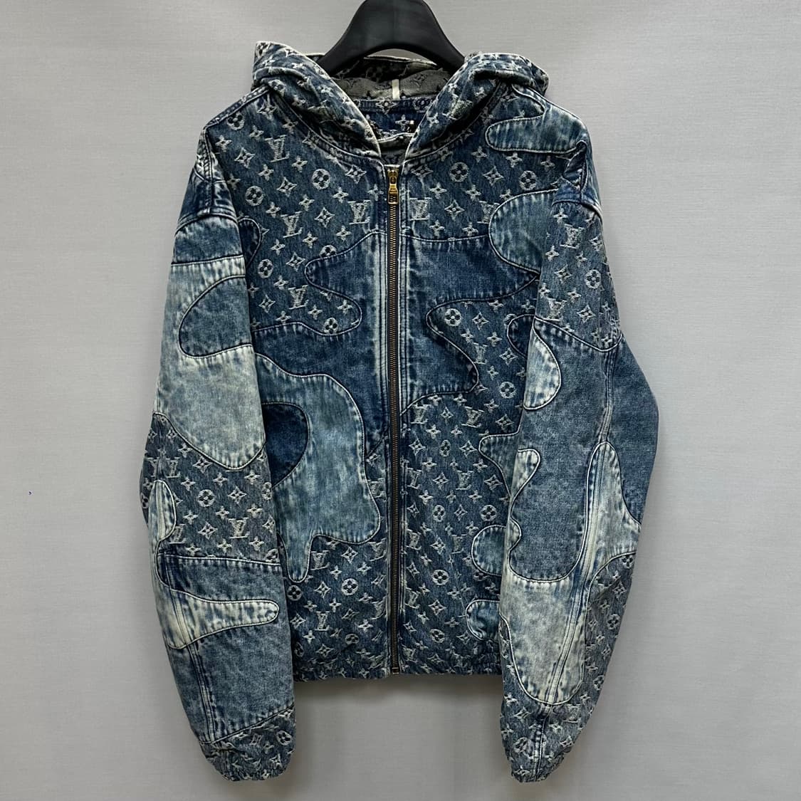 루이비통 니고 데님 후드자켓 (105)  상품이미지1