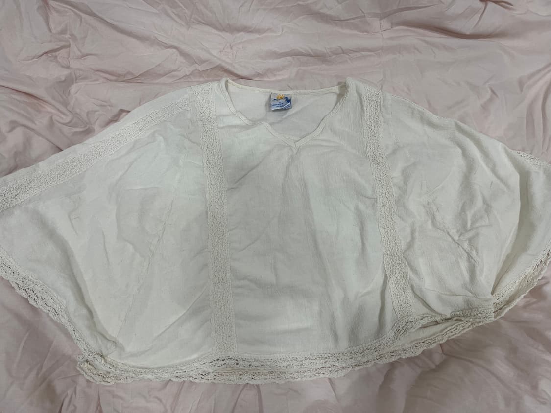 모리걸 아이보리 레이스 크로셰 케이프 상품이미지3