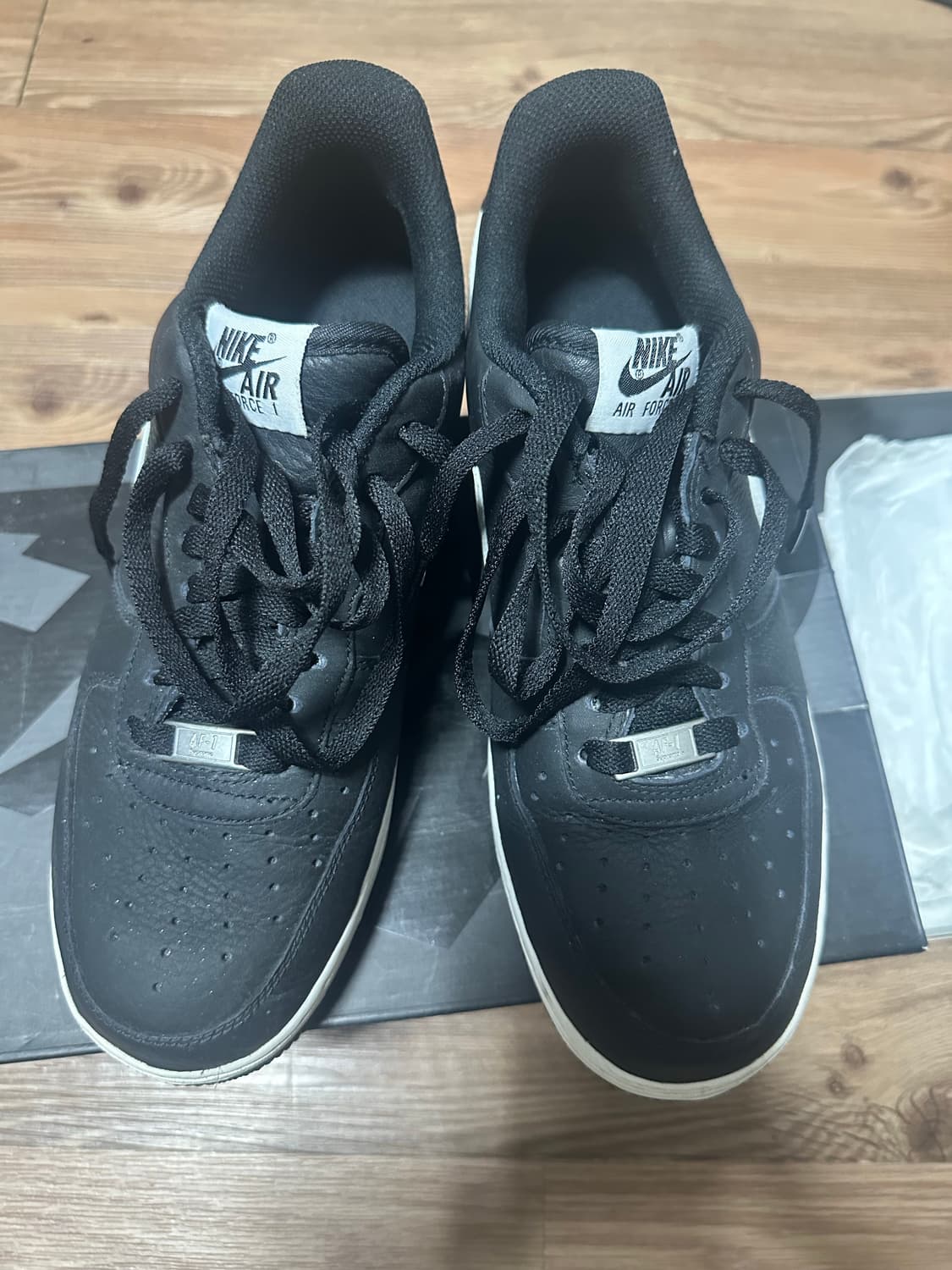 나이키 X 슈프림 X 꼼데가르송 에어포스 260 상품이미지2