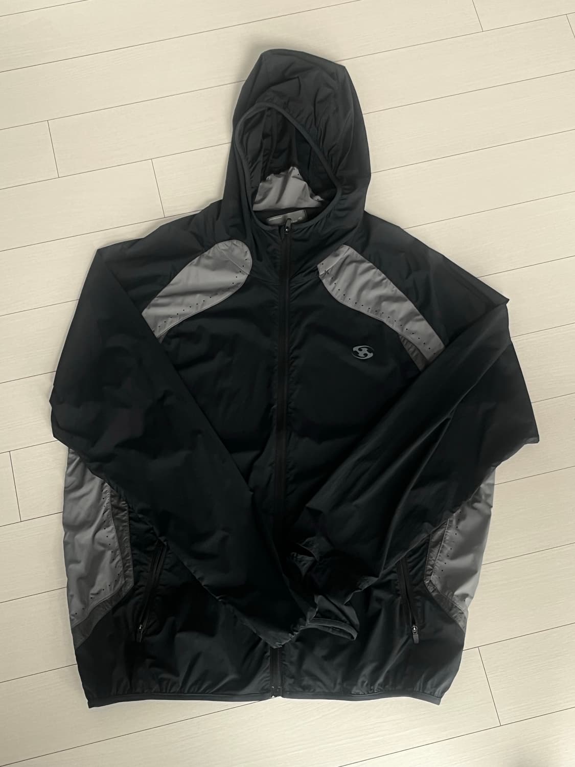 산산기어 러닝자켓 블랙 2사이즈 상품이미지3