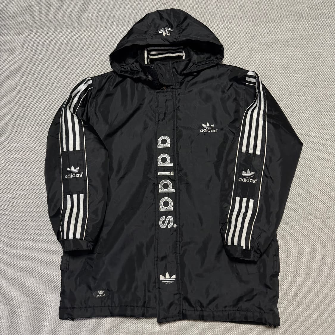 아디다스 올드스쿨 빅로고 바람막이 자켓 상품이미지1