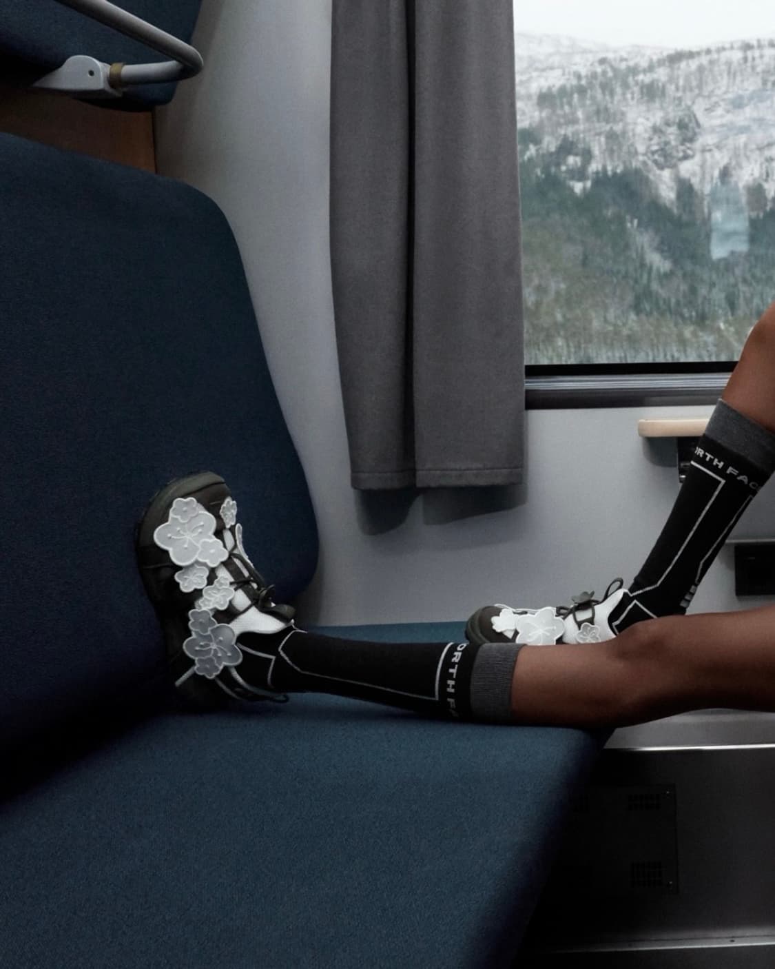 [us5.5~us9]세실리에 반센 x 노스페이스 26ss Bekah 샌들 상품이미지3