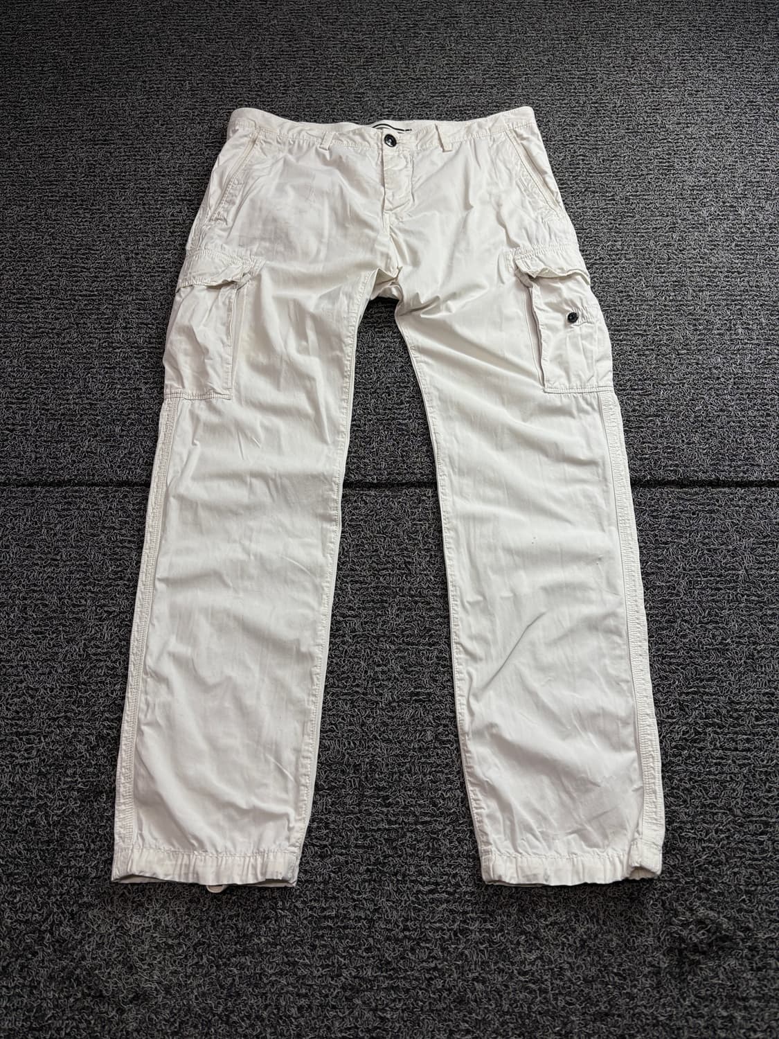 스톤아일랜드 포켓 화이트 밴딩 카고 팬츠 2442 상품이미지2