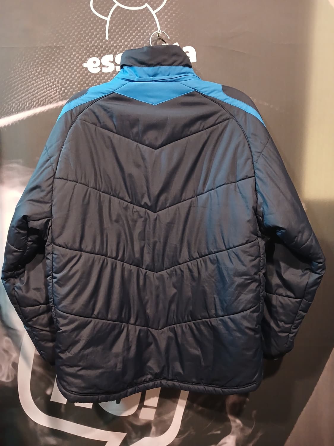 엄브로 올드스쿨 점퍼 상품이미지4