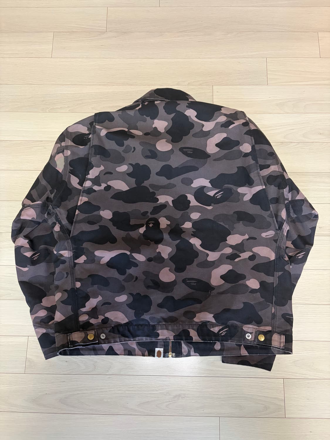 베이프 칼하트 2006년 디트로이트 자켓 블랙 상품이미지3