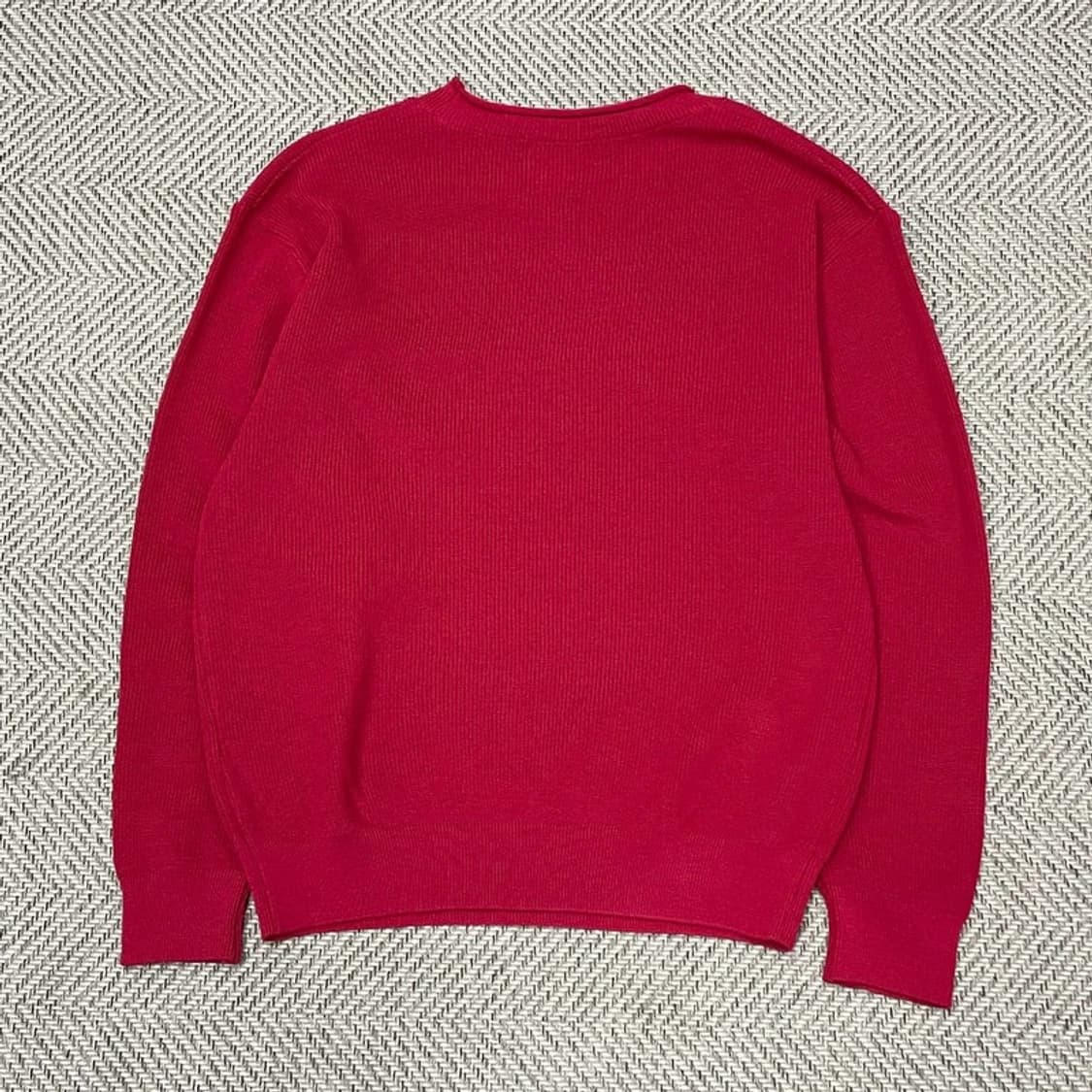 발렌티노 로고 자수 니트 v0462 상품이미지2