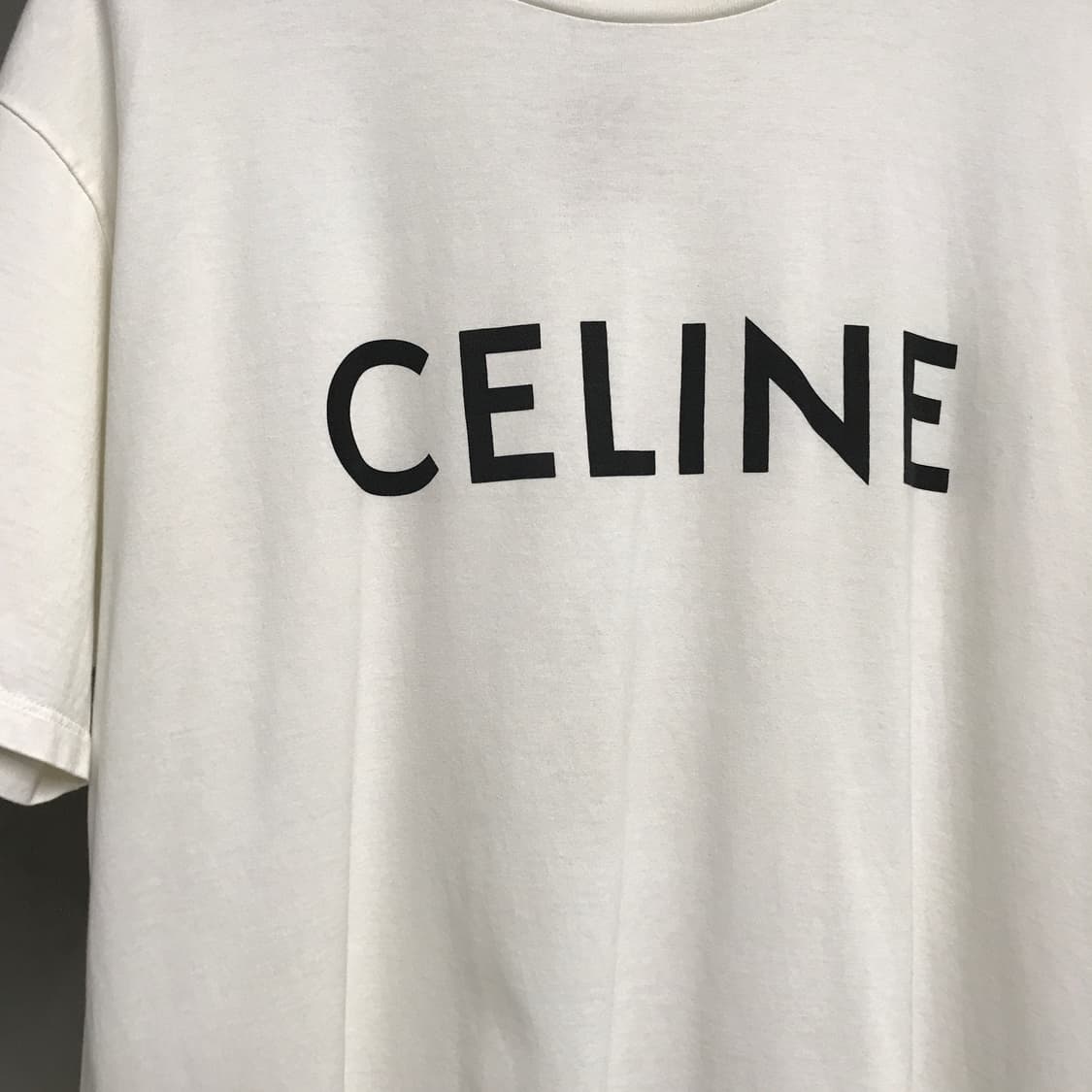 셀린느 화이트 반팔 티셔츠 M 상품이미지4