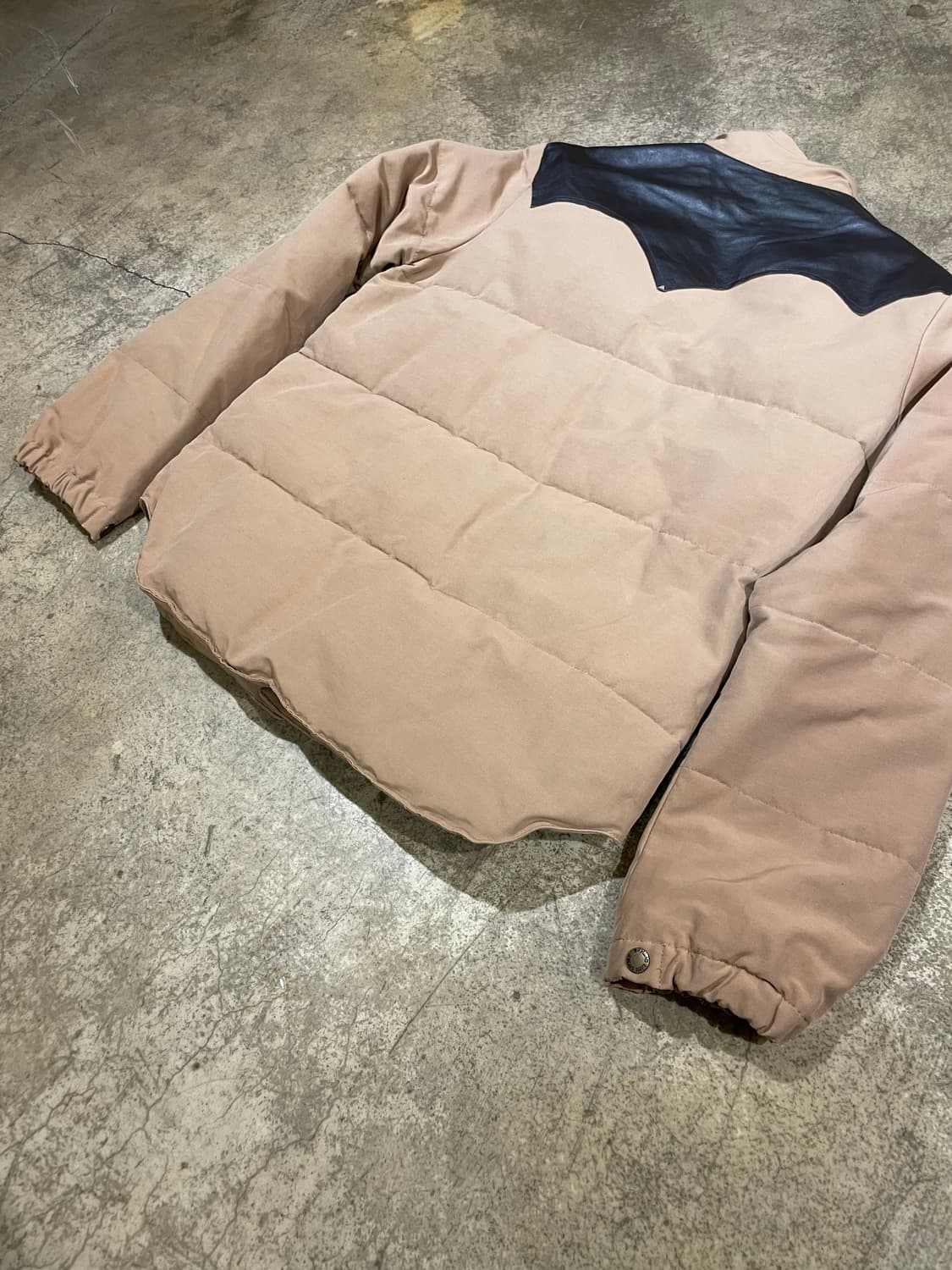 빔즈 코튼 x 나일론 x 램스킨 웨스턴 다운 자켓 (B5094) 상품이미지8