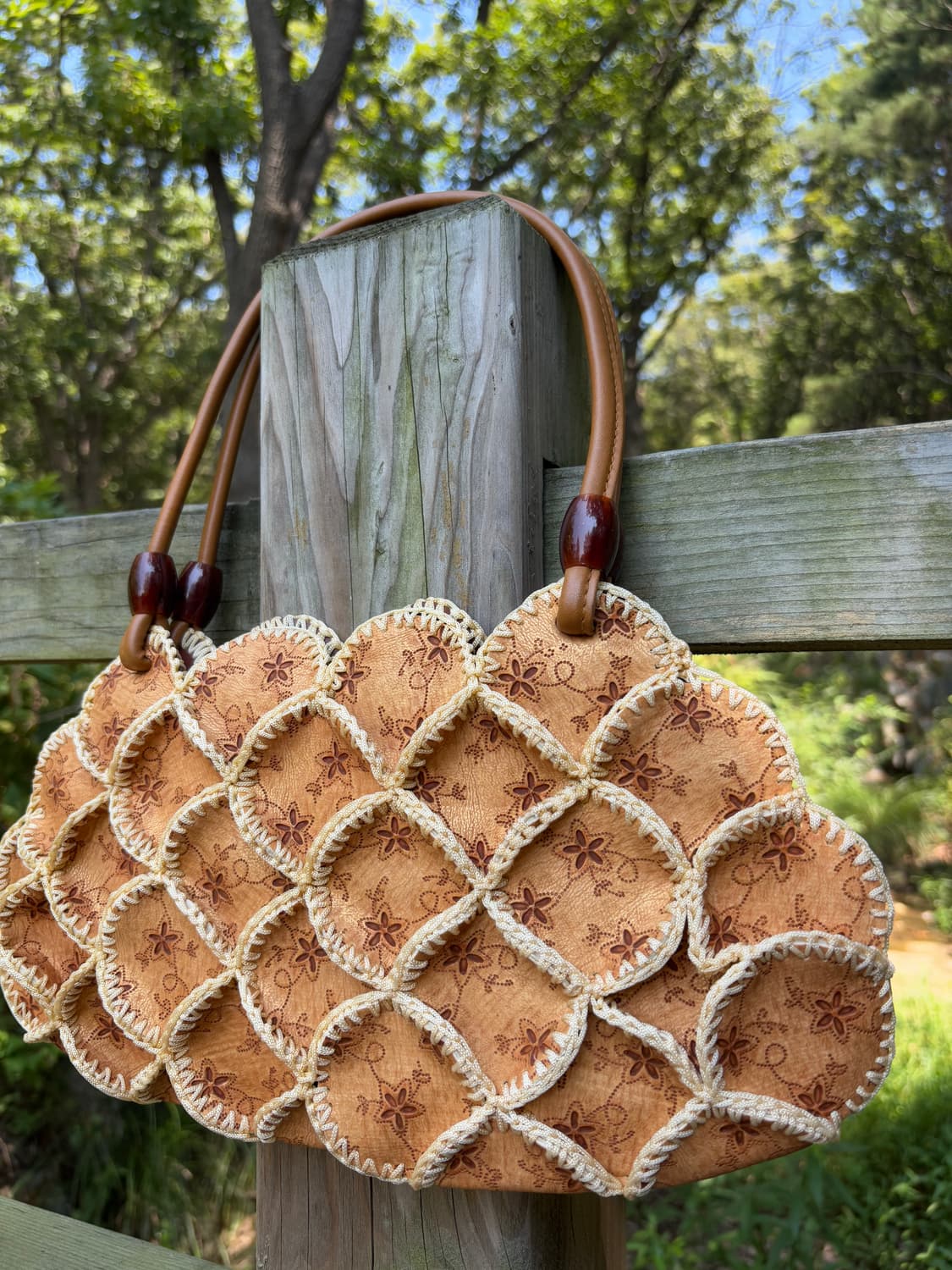 “Unknown” Flowers Print waffle Bag 상품이미지4