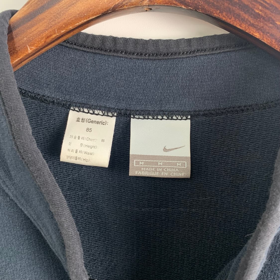나이키 00s 자수로고 블랙 플리스 집업 상품이미지6