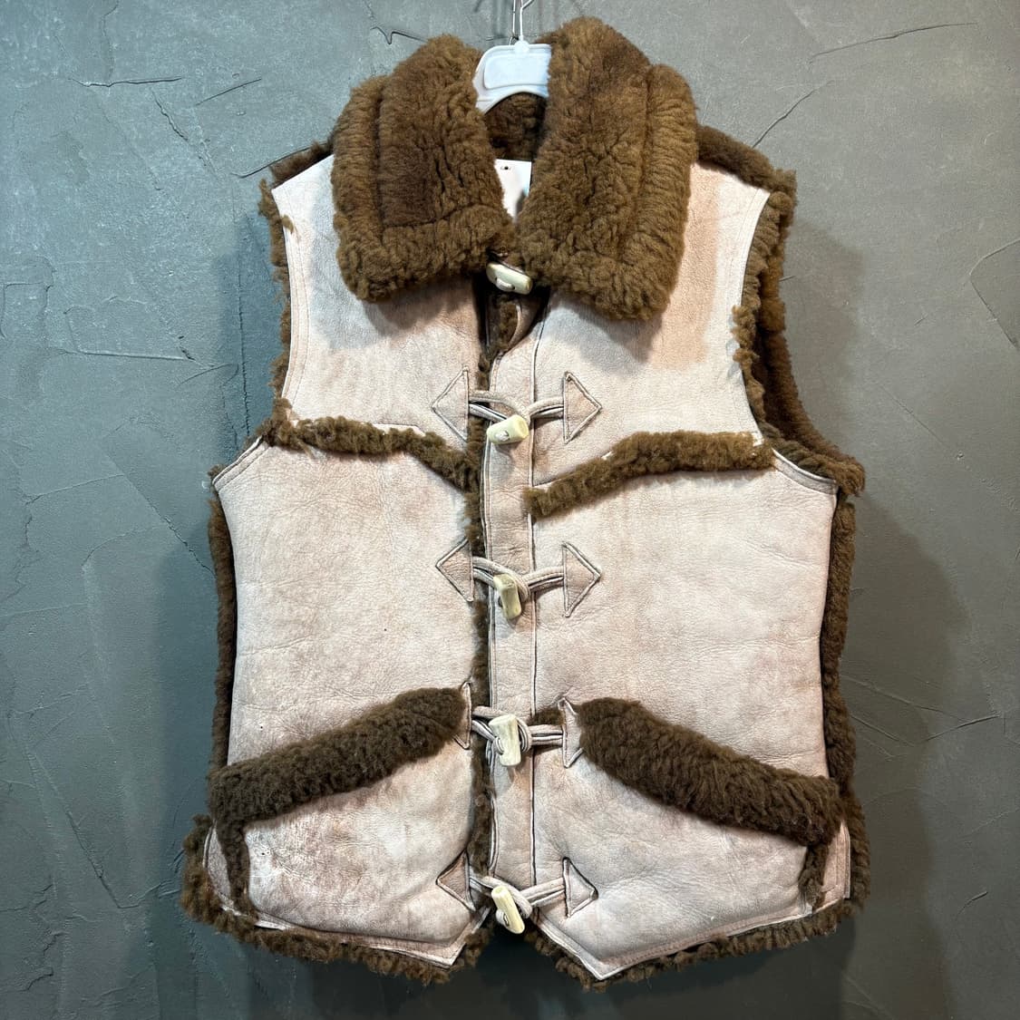 [M] CANADA VINTAGE 캐나다 빈티지 무스탕 조끼 상품이미지1