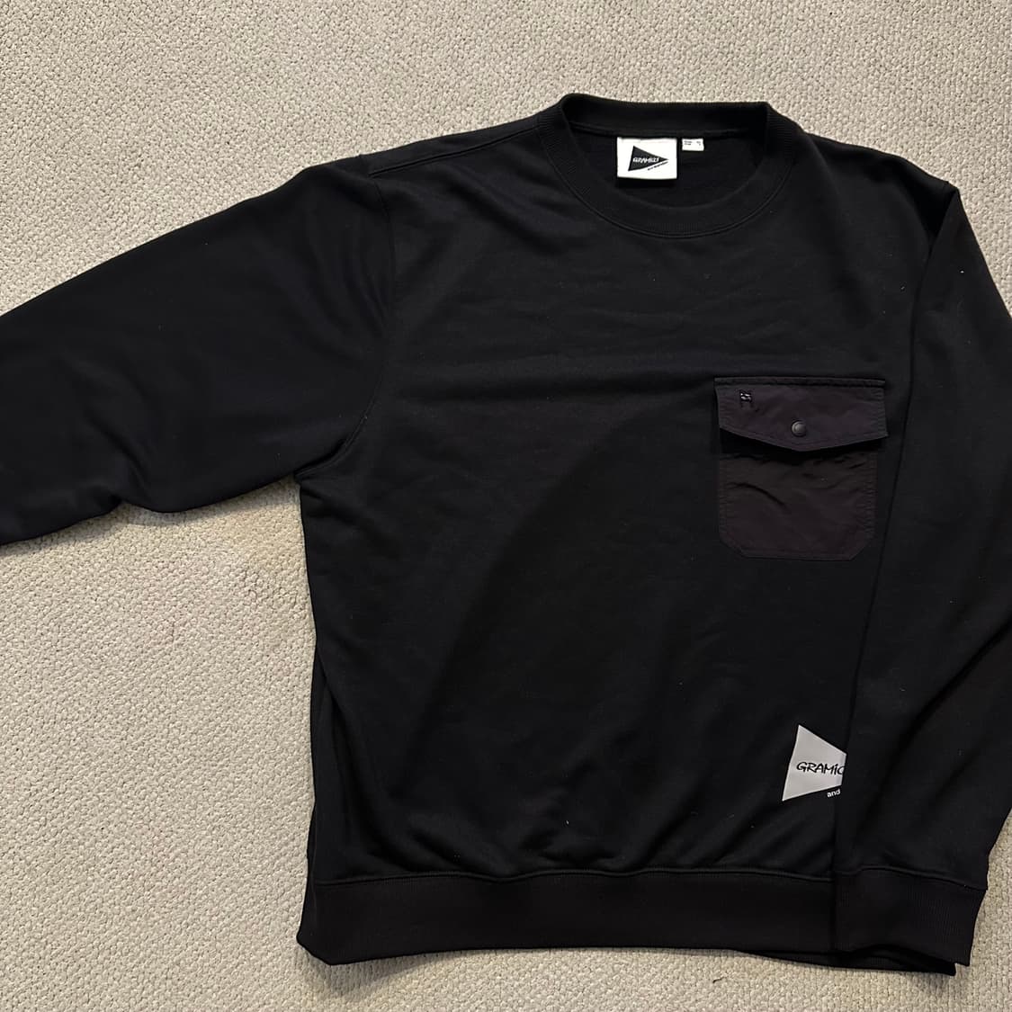 앤드원더 × 그라미치 협업 스웻셔츠 상품이미지7