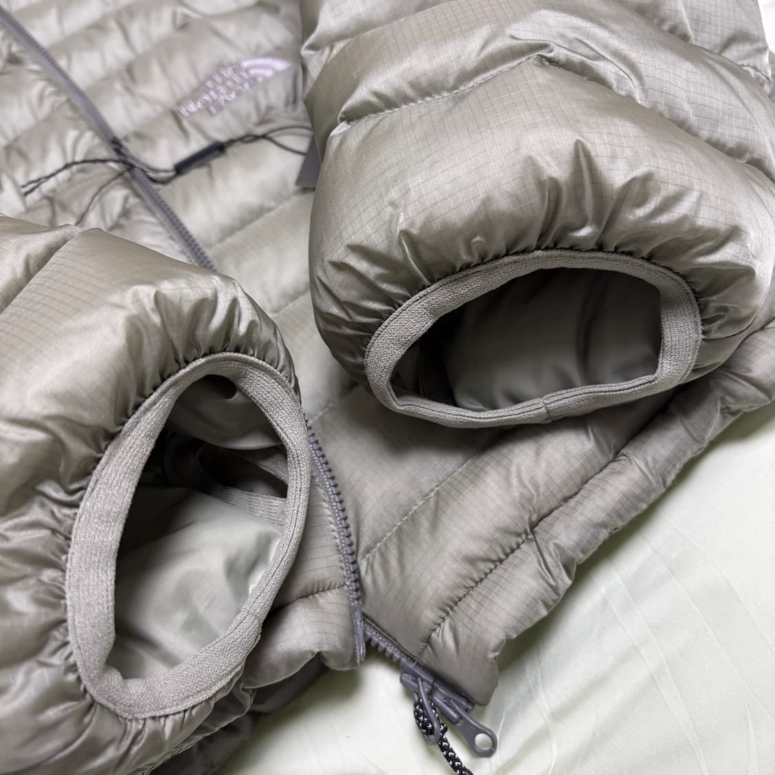 노스페이스 벤투스 온 자켓 경량패딩 라이트카키 L 상품이미지5