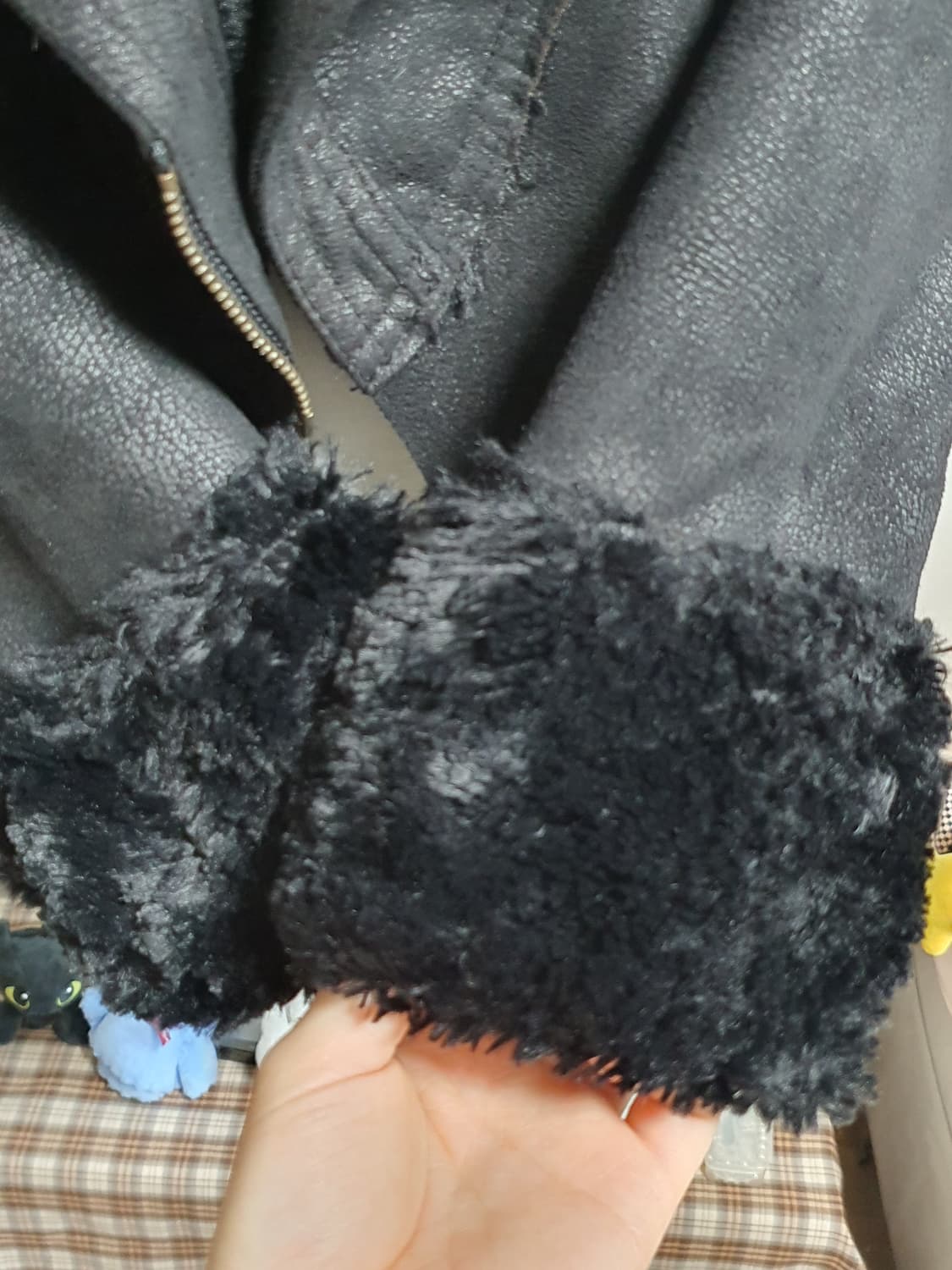 [갸루] 블랙 무스탕 퍼 자켓 상품이미지5