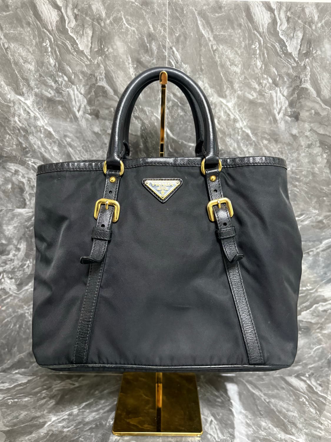 프라다 리나일론 트라이앵글 삼각로고 핸드백/토트백 상품이미지1