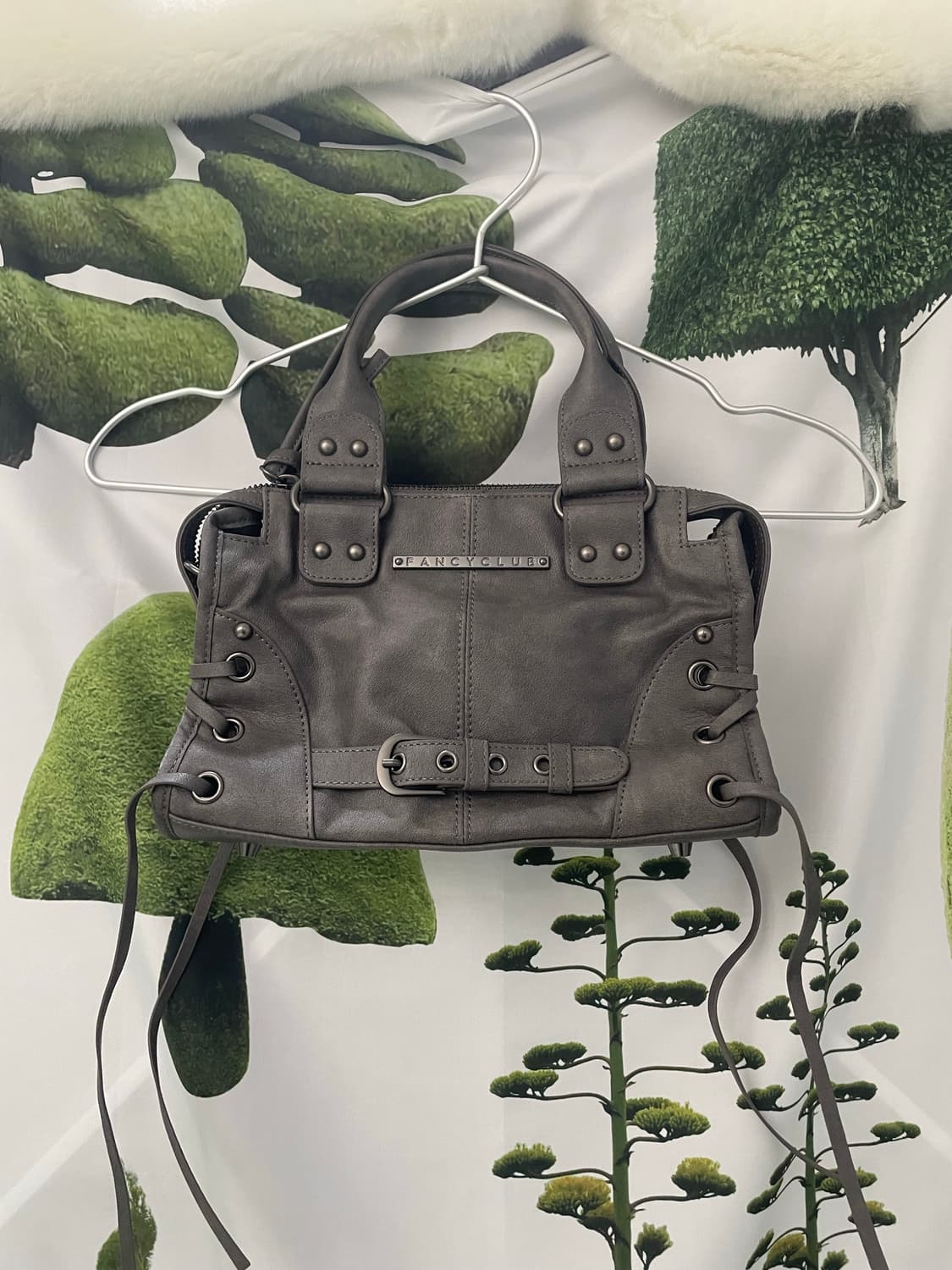 팬시클럽 벨티드 워싱 미니 레더백 그레이 상품이미지1