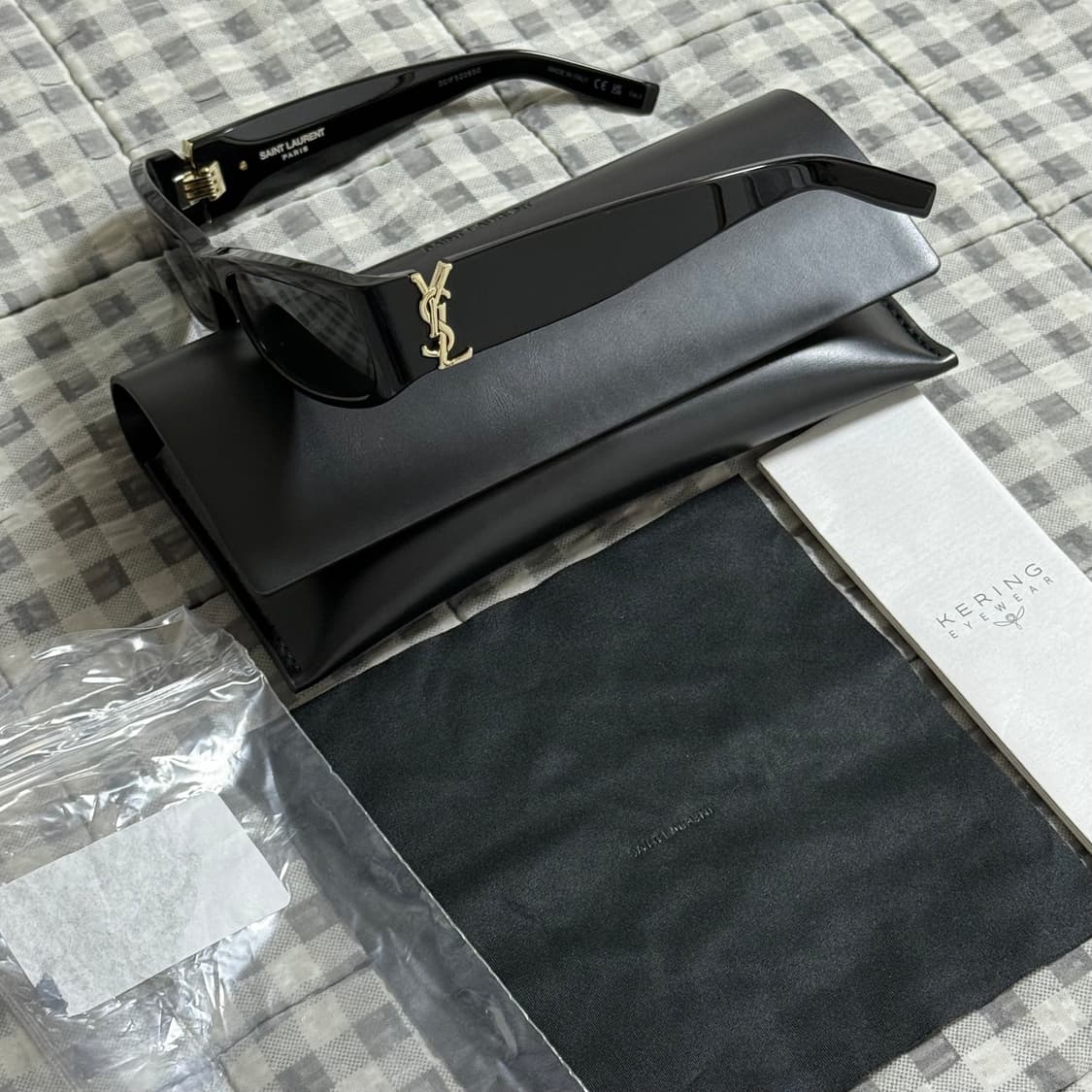 (OS) 생로랑 ysl 로고 렉 탱글 선글라스 블랙 상품이미지1