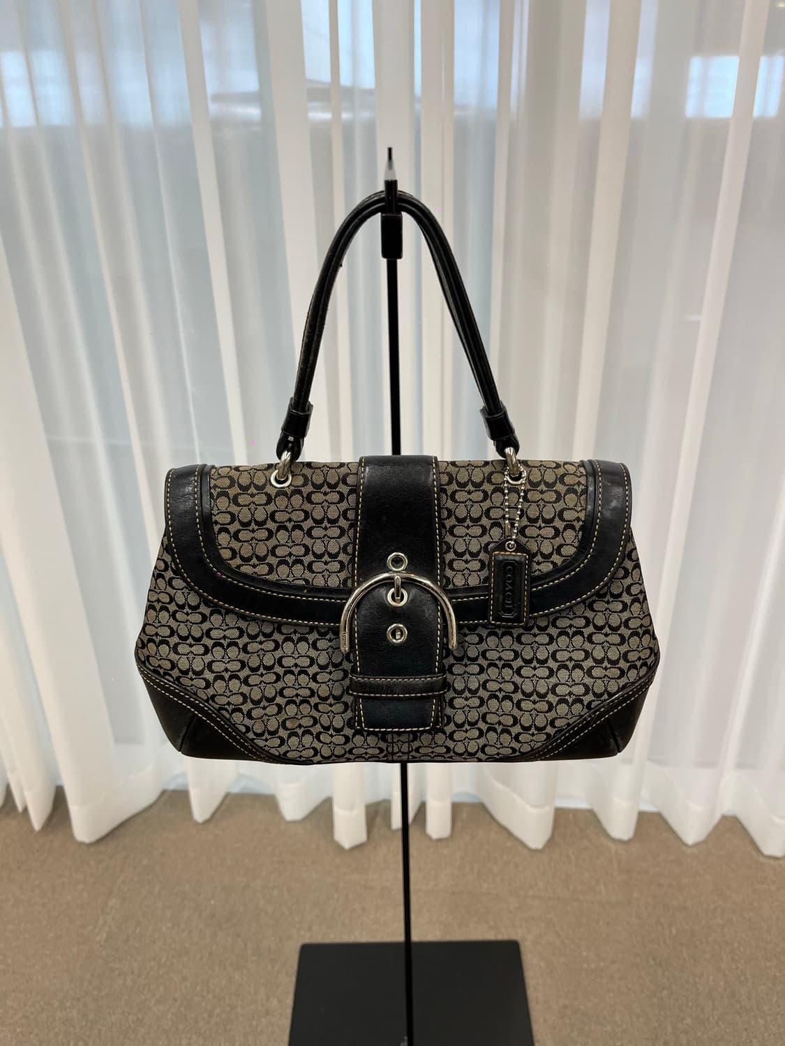 Coach Black Basic Shoulder Bag 상품이미지1