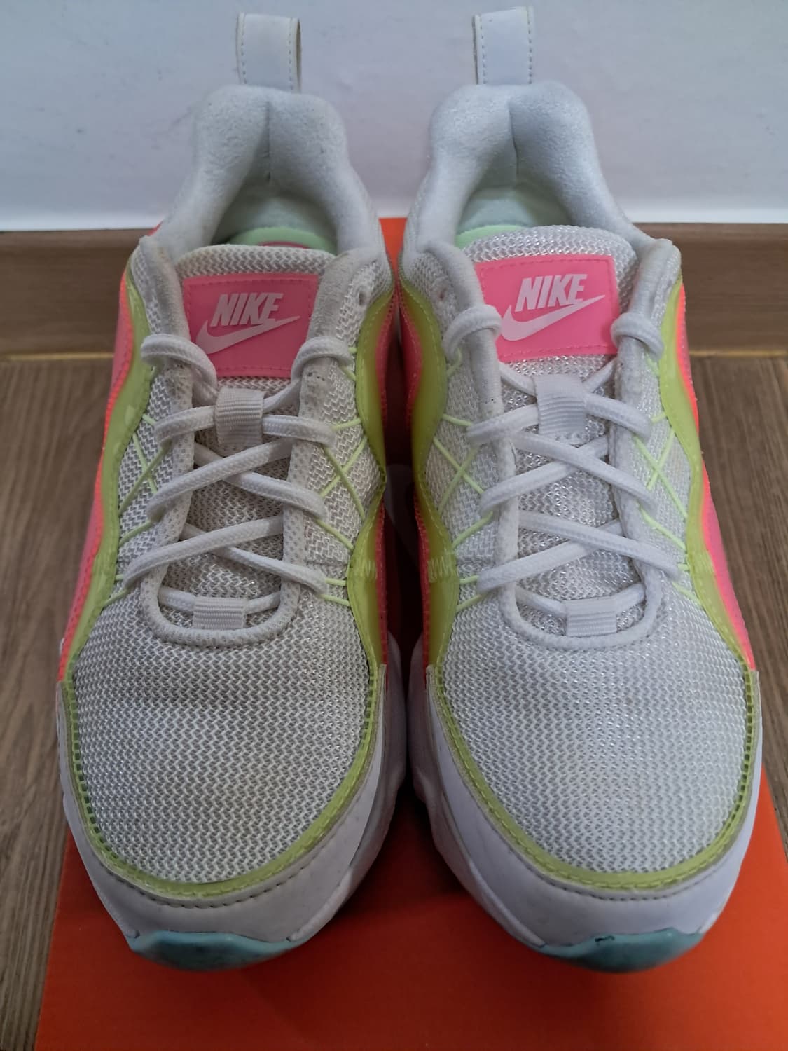 나이키 스니커즈 235 상품이미지2