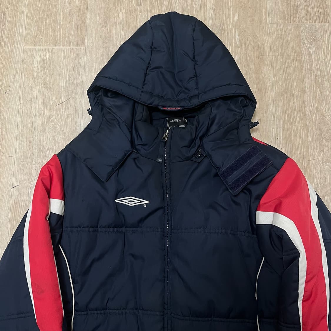 엄브로 올드스쿨 로고 후드 푸퍼 패딩 XL/105  상품이미지2